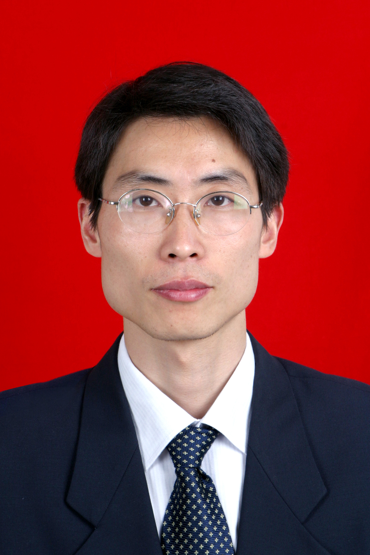 周新民